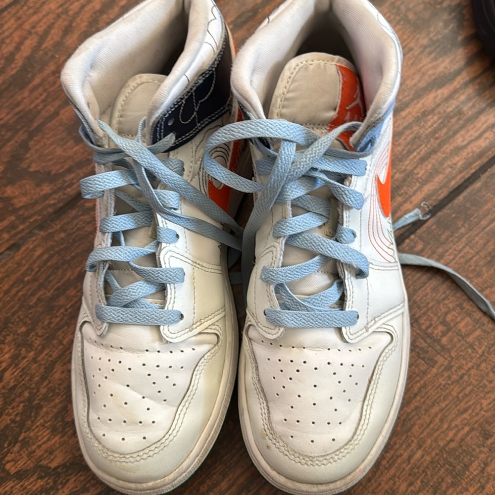 Multi color Jordans size 6 youth